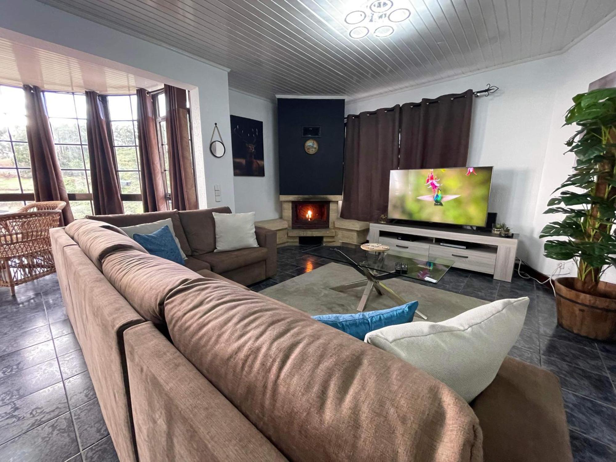 Hollywood Villa Campanário Dış mekan fotoğraf